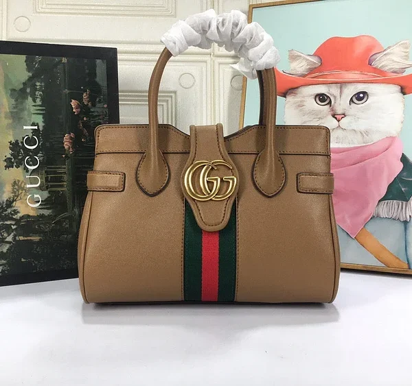 GC321  9.8×7.5×4.3inch