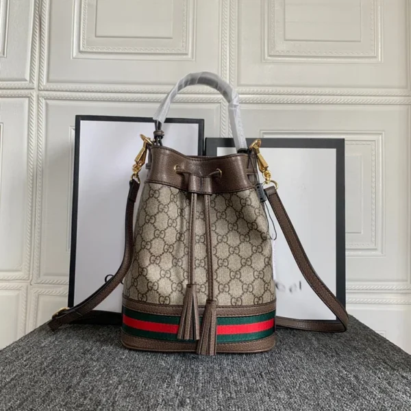 GC272  8.1×10.2×4.3inch